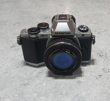 Olympus OM-D  E-M10 Bodty occasion