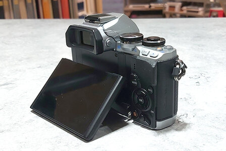 Olympus OM-D  E-M10 Bodty occasion