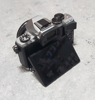 Olympus OM-D  E-M10 Bodty occasion