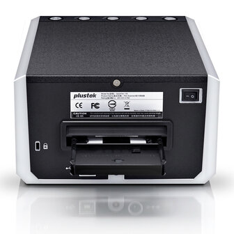 Plustek OpticFilm 135i filmscanner
