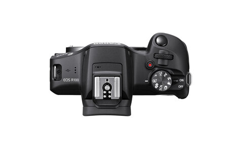 Canon EOS R100 + RF-S 18-45 IS STM + RF-S 55-210mm F/5-7.1 IS STM