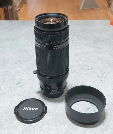Nikon AF 75-300mm F4.5-5.6 occasion
