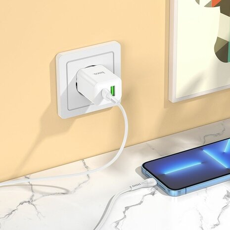 Hoco PD20W+QC3.0 Dual Port Fast charger white