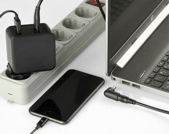 Gembird 60W Universal USB laptop Charger