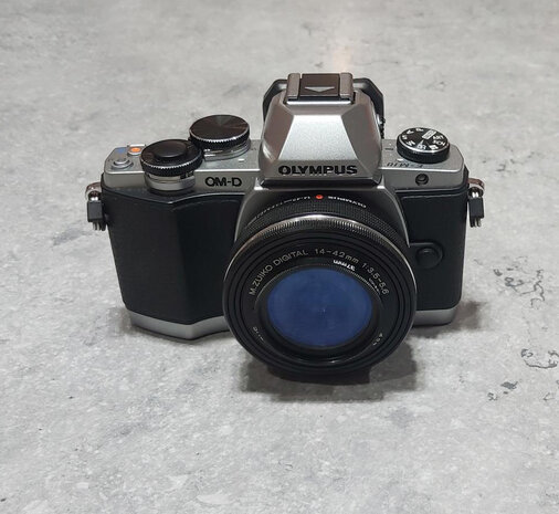 Olympus OM-D  E-M10 Bodty occasion