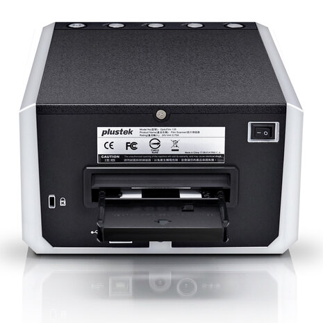 Plustek OpticFilm 135i filmscanner